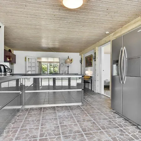 Four-bedroom With A Fireplace 01 Prázdninový dům *