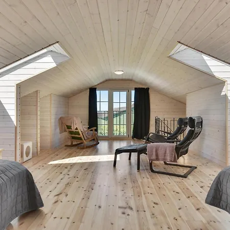 Four-bedroom With A Fireplace 01 Holiday home Humble