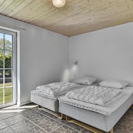 Four-bedroom With A Fireplace 01 Σπίτι διακοπών