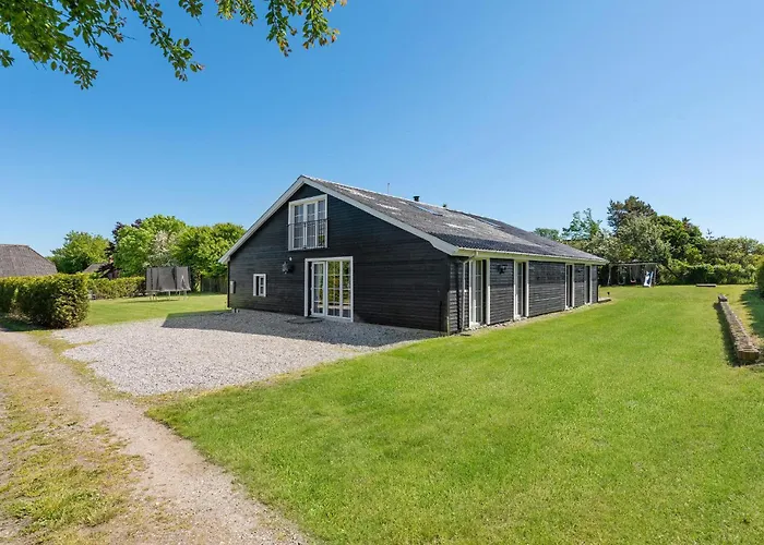 Prázdninový dům Four-bedroom With A Fireplace 01 Nordenbro Vesteregn