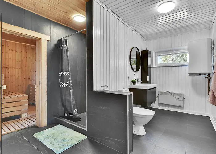 Four-bedroom With A Fireplace 01 *